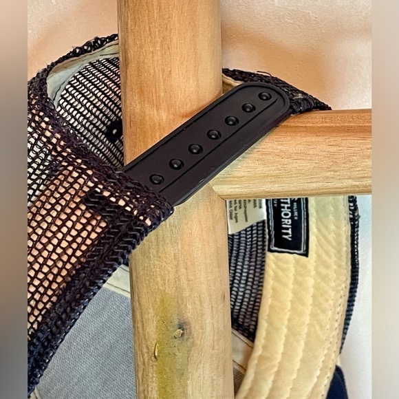 FREEPORT authority hat in blue and red so that you can show that American pride - Picture 6 of 7